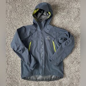 Arc'teryx Men's Beta Jacket